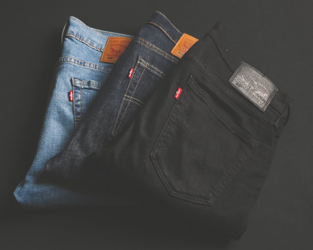 Comment prendre soin de votre denim : le guide ultime pour laver, réparer et faire durer votre jean pour toujours